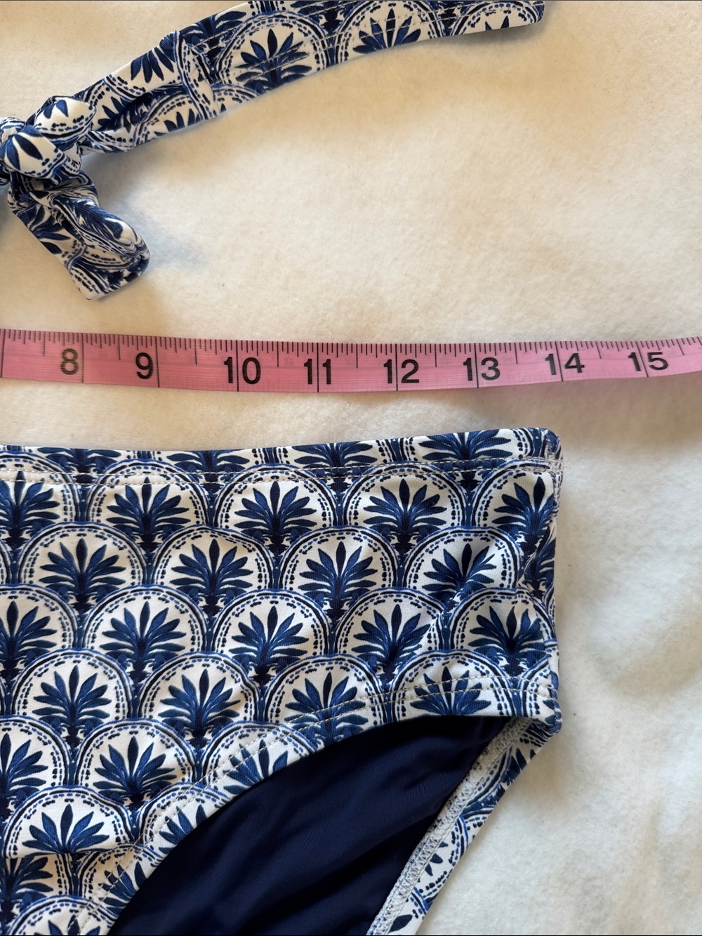 Tommy Bahama  Halter Bikini  Bathing Suit  2-Piece Swimsuit Size S - Picture 8 of 8